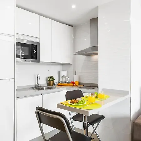 Y12F Beautiful Las Americas Accommodation Appartement *
